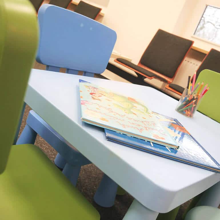 KFO Stelz | Kinderspielecke im Wartebereich